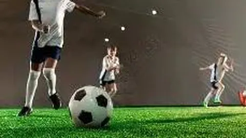 中超首战裁判阵容揭晓：马宁执裁青岛同城战 艾堃监督海港对新鹏城对决